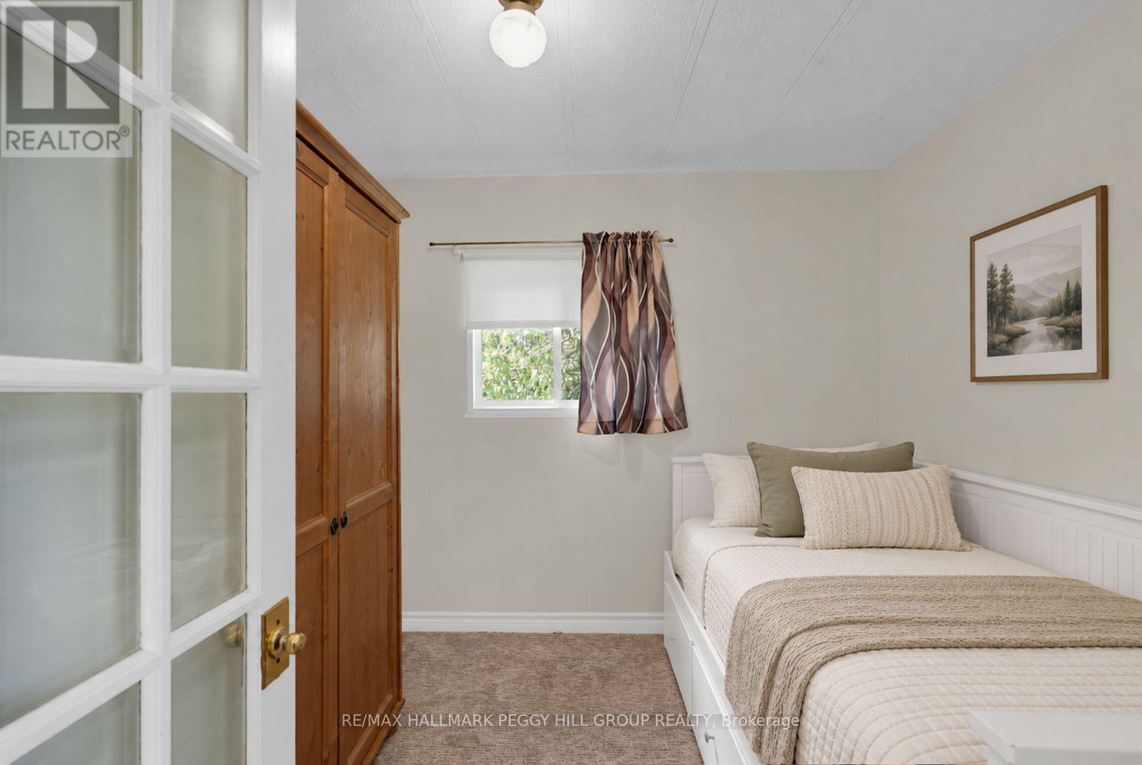17 BALANTRAE DRIVE - 12