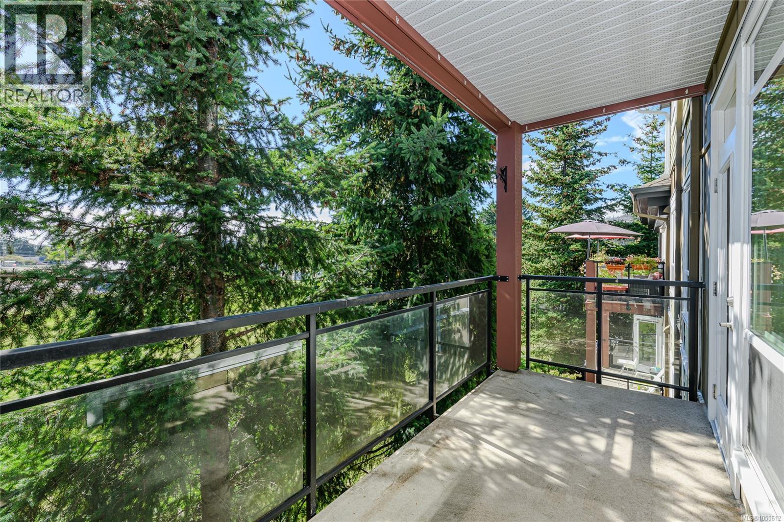 #317 2710 Jacklin Rd - 10