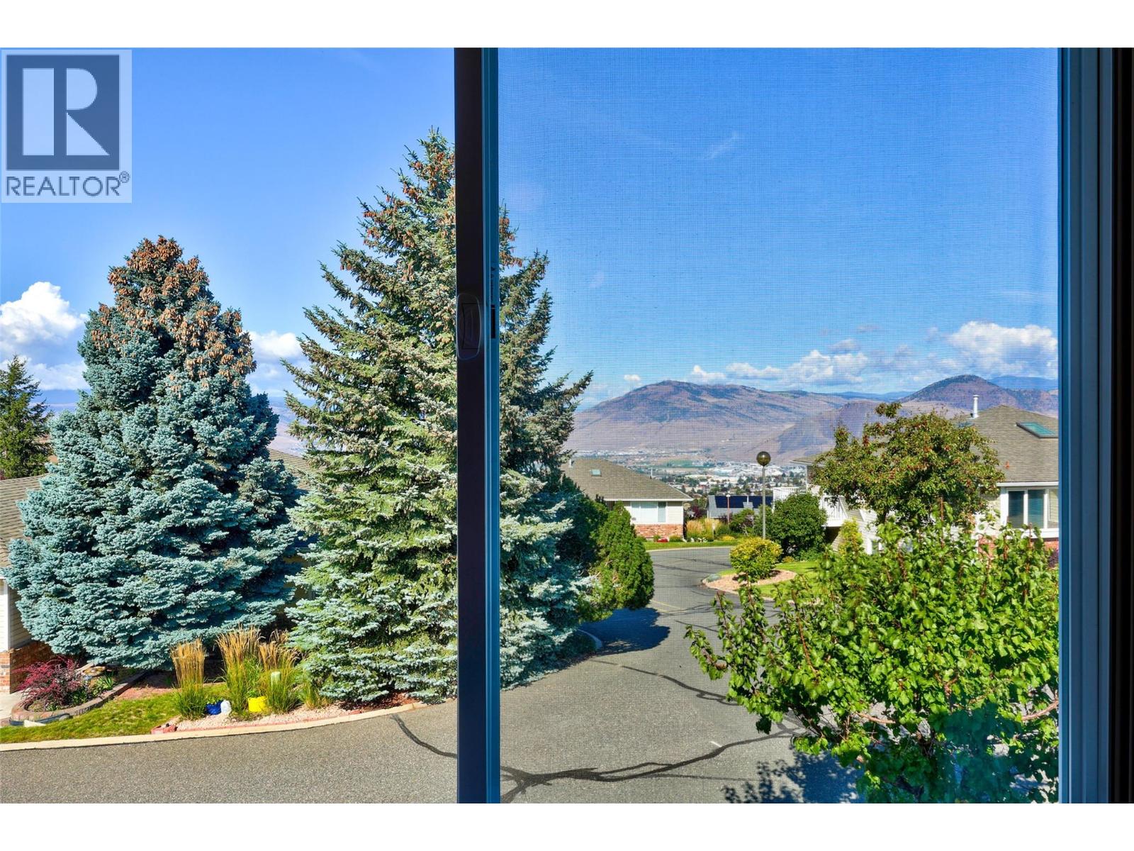#15 2030 Van Horne Drive - 28