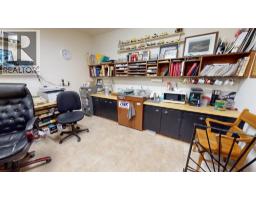 19 Railway Avenue N, Marwayne, AB T0B2X0 Photo 14
