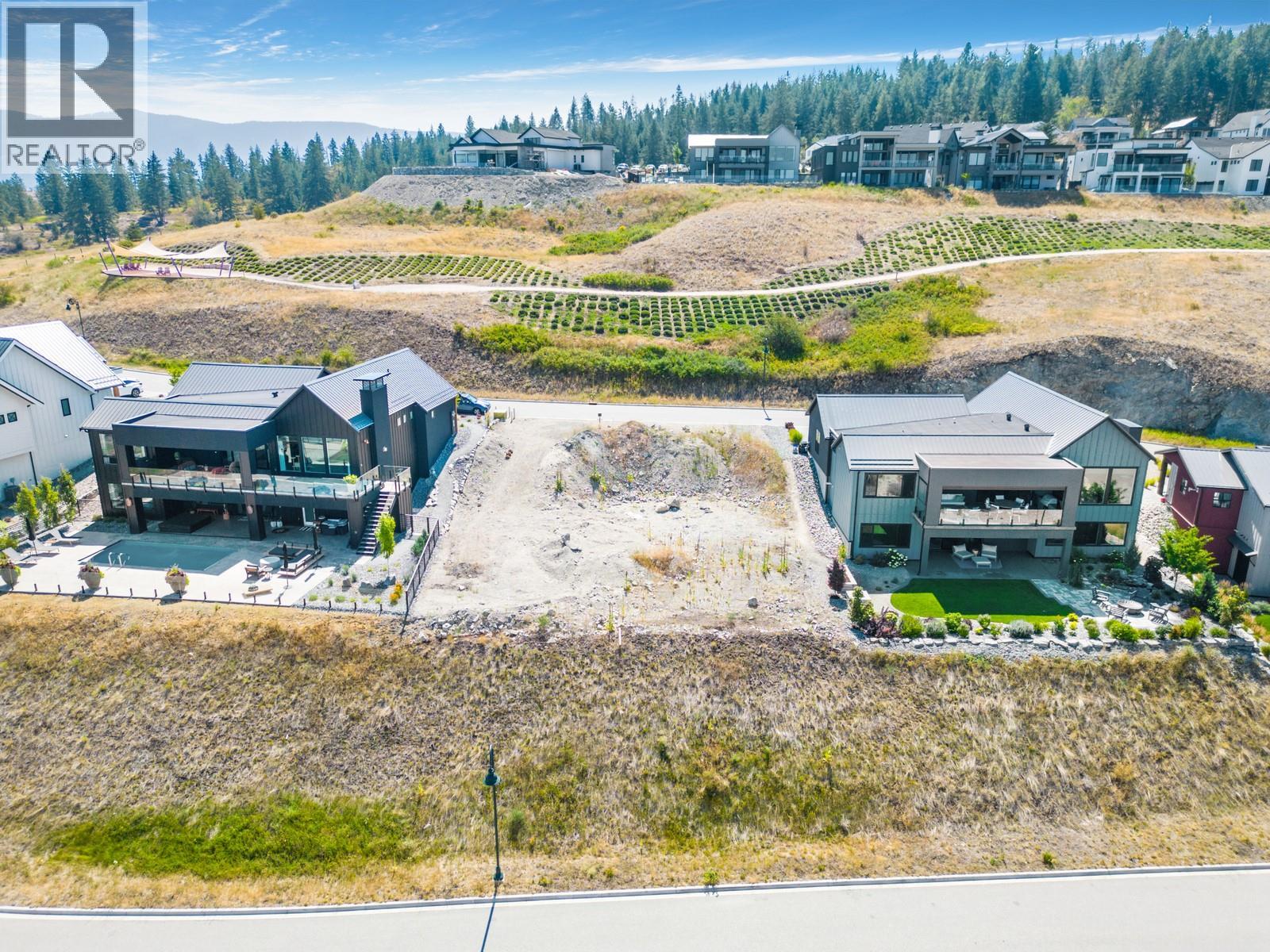  261 Ashcroft Court, Vernon