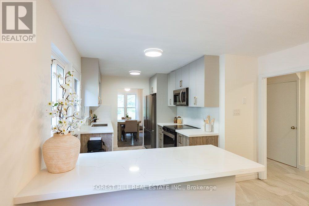 6 SNOWSHOE CRESCENT, Markham (German Mills) — photo 8
