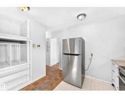 9536 155 St Nw, Edmonton, AB T5P2K4 Photo 15