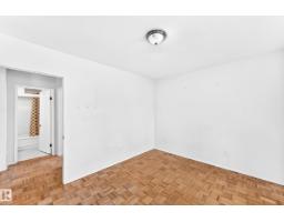 9536 155 St Nw, Edmonton, AB T5P2K4 Photo 28