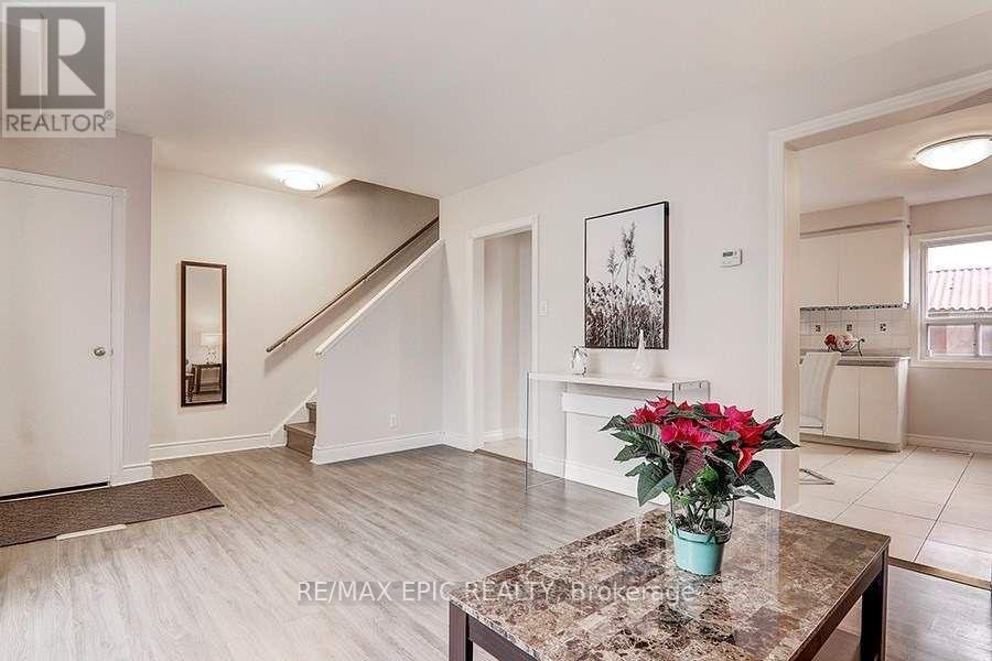 274 TAYLOR MILLS DRIVE N, Richmond Hill (Crosby) — photo 5