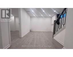 274 Taylor Mills Drive N, Richmond Hill, ON L4C2T9 Photo 16