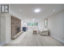 3659 Aurora Road, Whitchurch Stouffville, ON L4A2P9 Photo 42