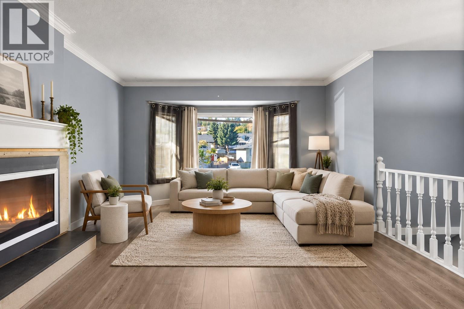 749 ROBSON Drive - 6