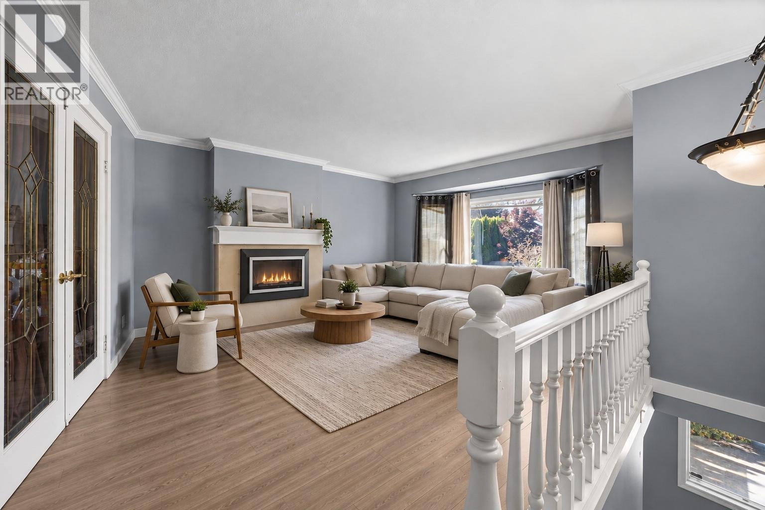 749 ROBSON Drive - 5