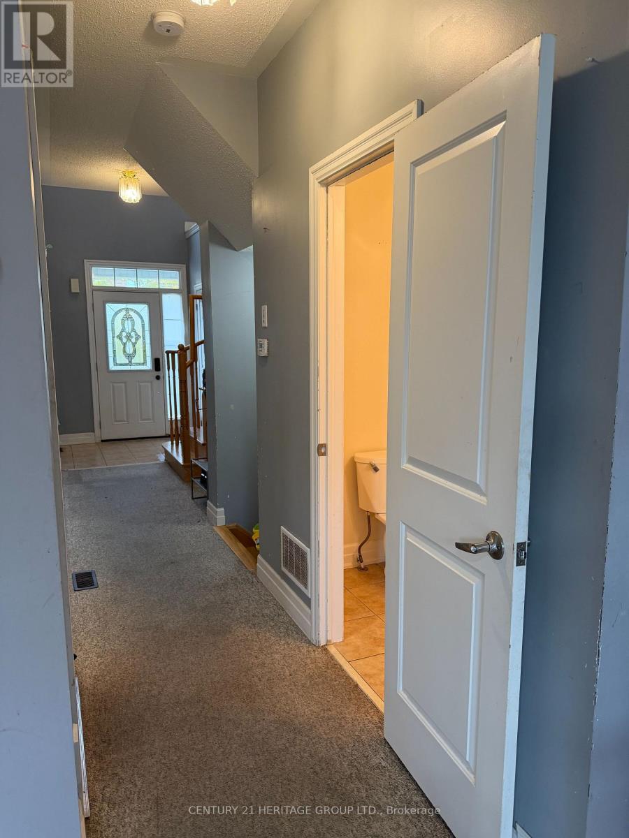 3 GREY WING AVENUE, Georgina (Keswick South) — photo 4