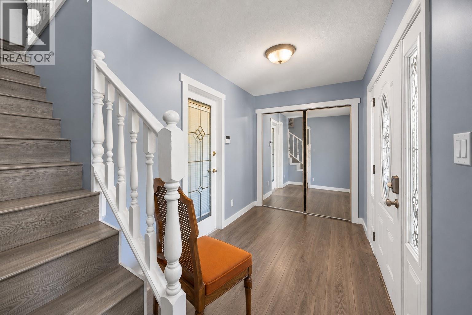 749 ROBSON Drive - 4