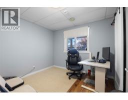 749 Robson Drive, Kamloops, BC V2E2G7 Photo 33