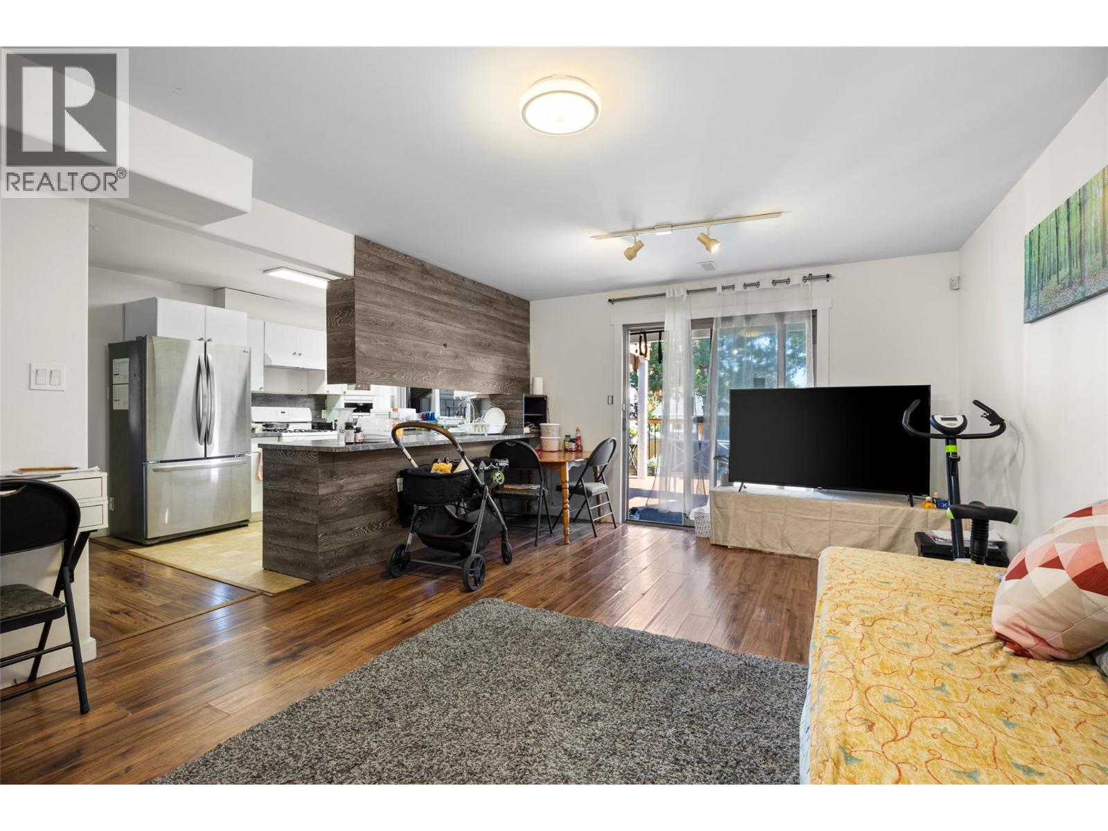 749 ROBSON Drive - Image 28