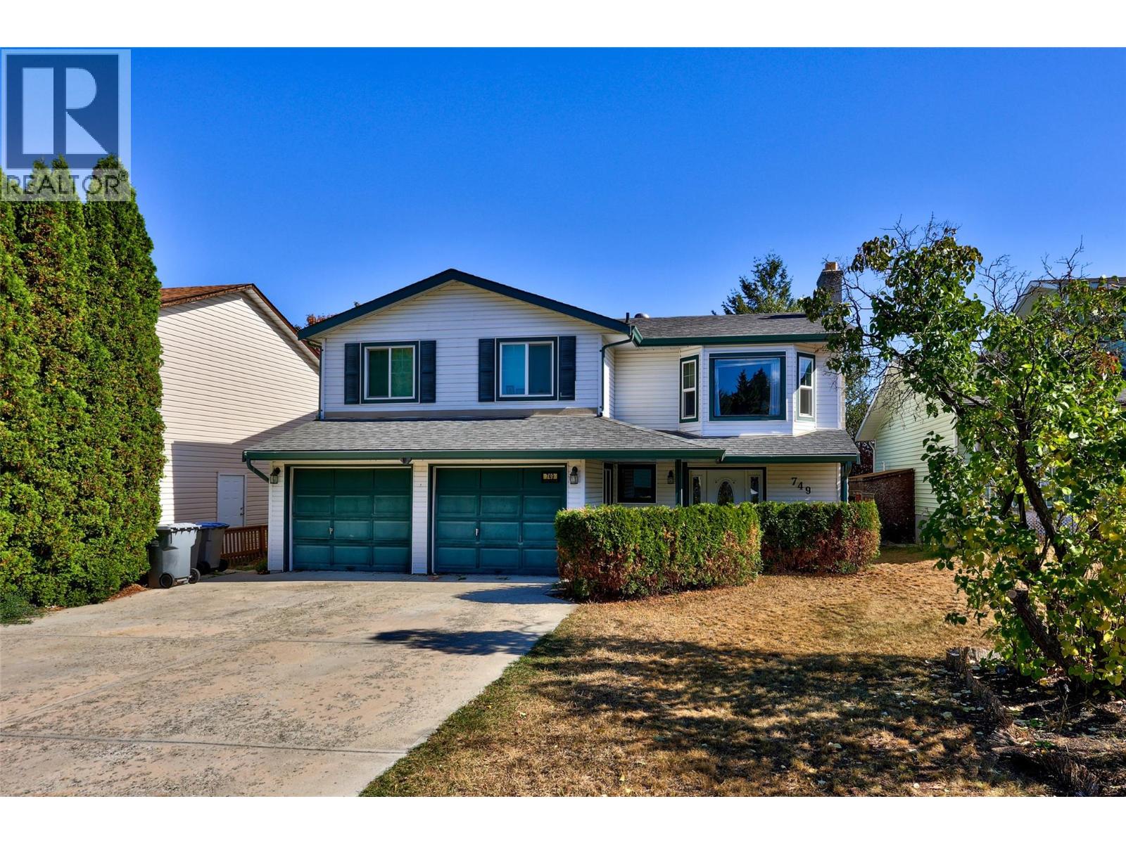 749 ROBSON Drive - 39