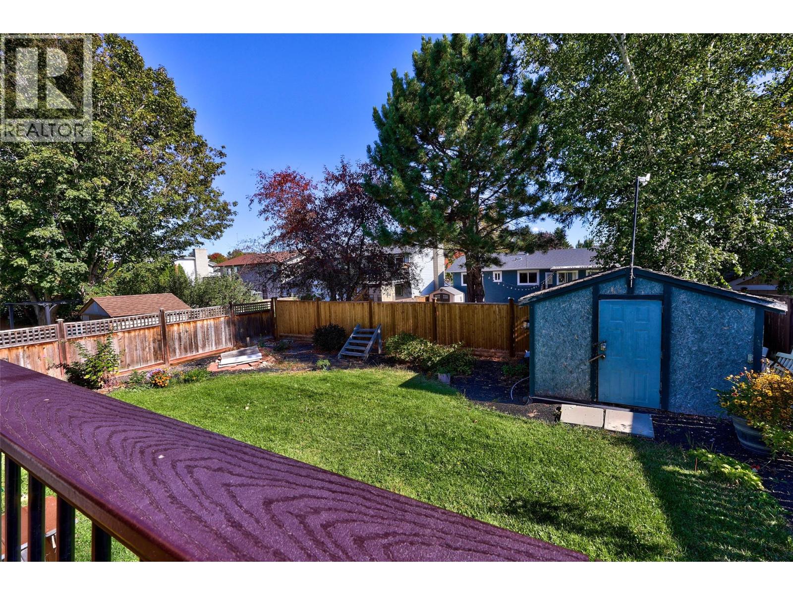 749 ROBSON Drive - Image 17
