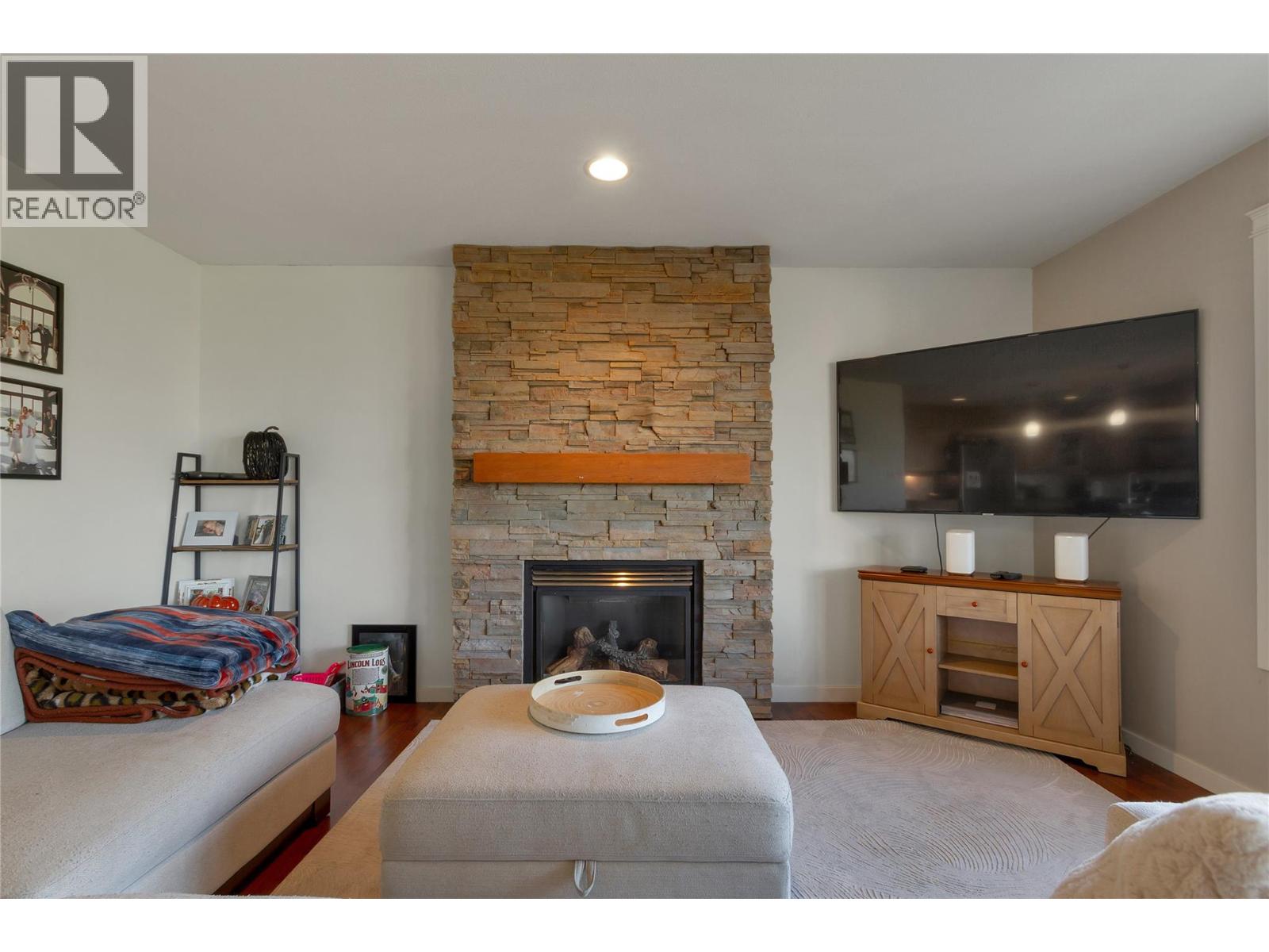 110 Red Rock Crescent - 3
