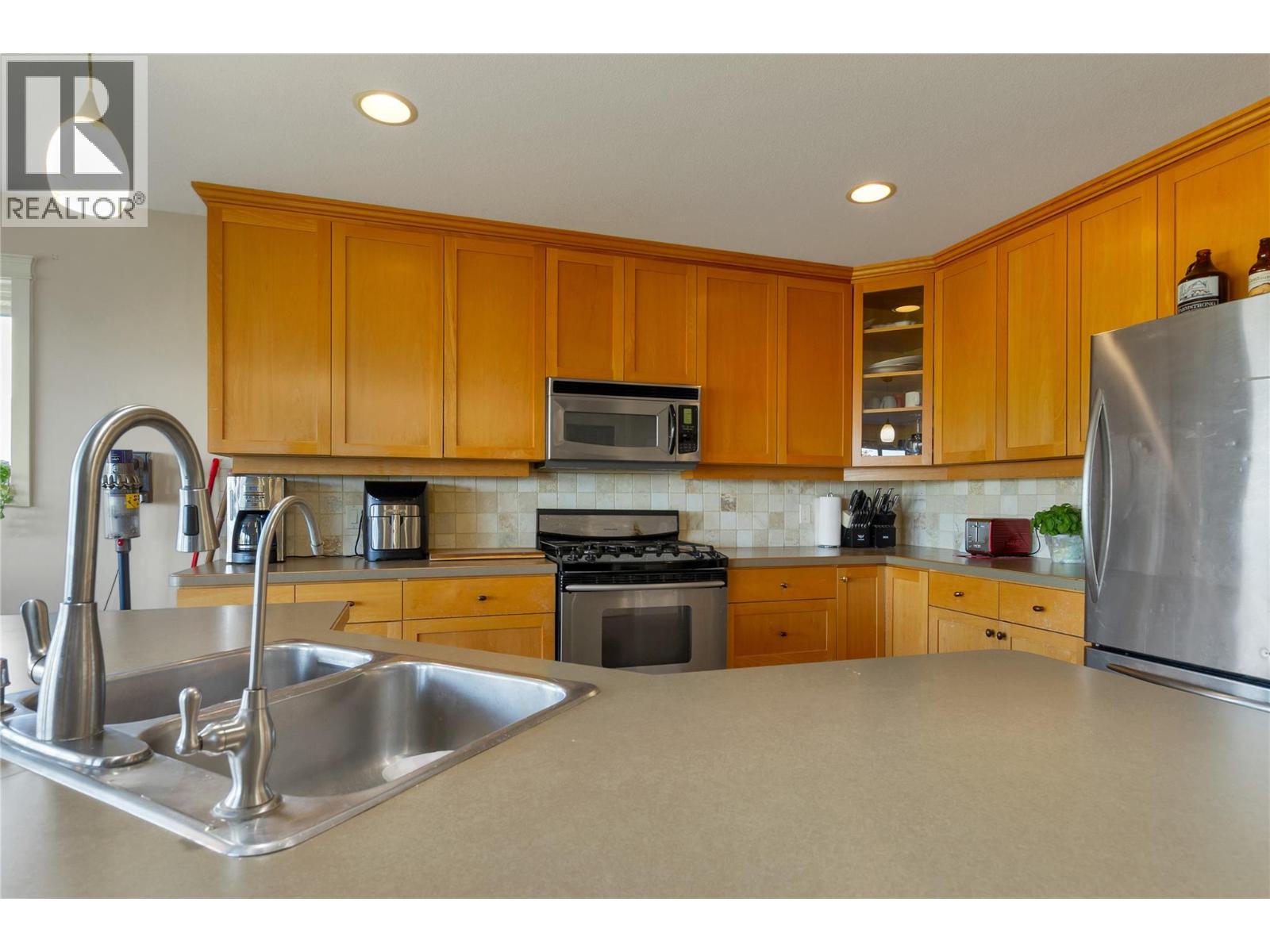 110 Red Rock Crescent - 10