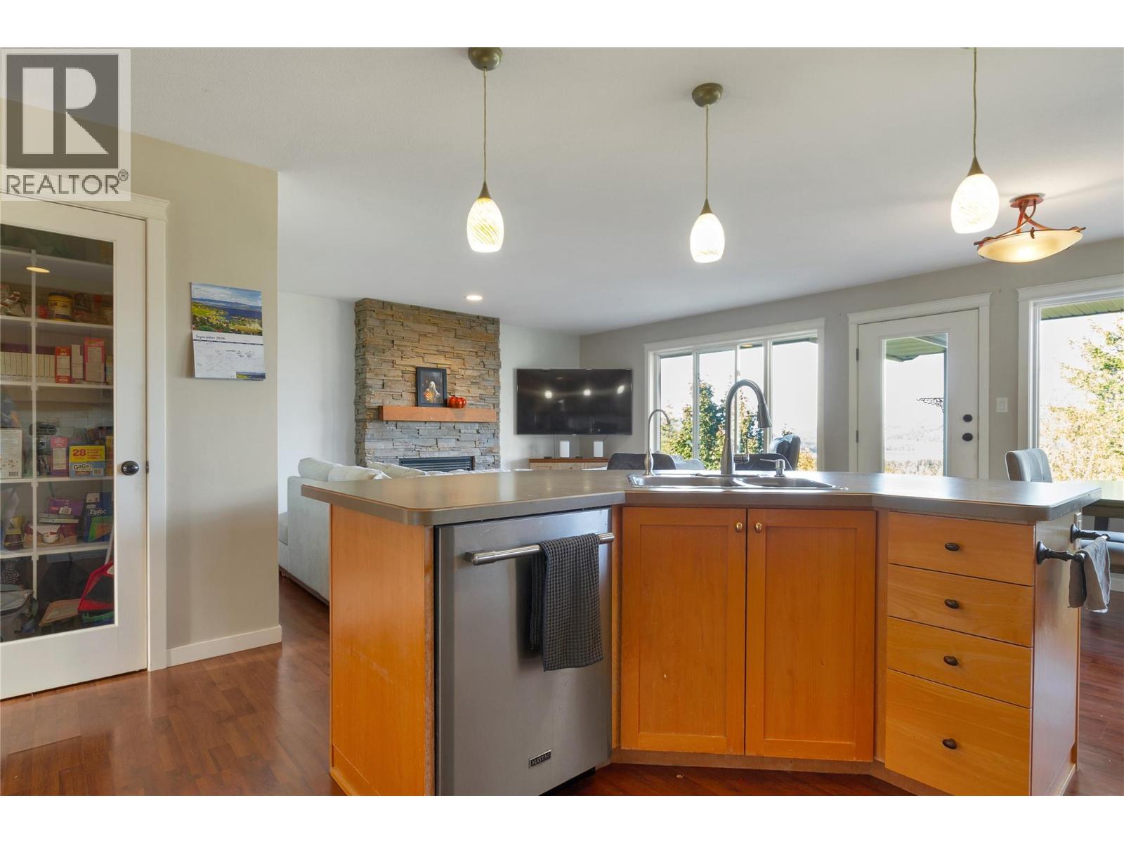  110 Red Rock Crescent, Enderby