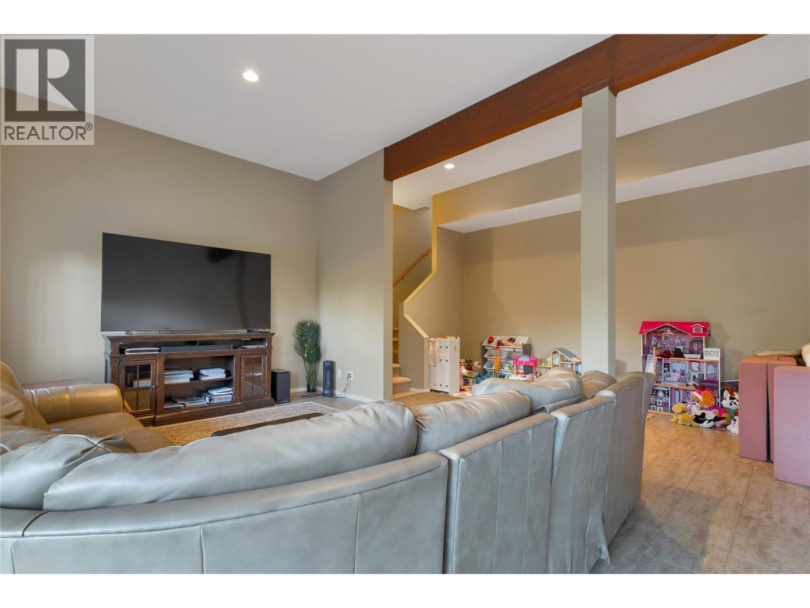 110 Red Rock Crescent - 32