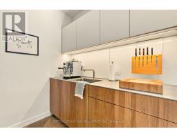 245 St Johns Road, Toronto, ON M6P1V3 Photo 12
