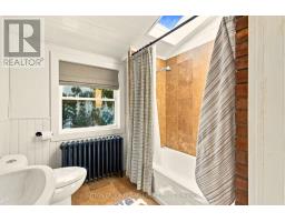 245 St Johns Road, Toronto, ON M6P1V3 Photo 16