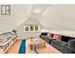 245 St Johns Road, Toronto, ON M6P1V3 Photo 31