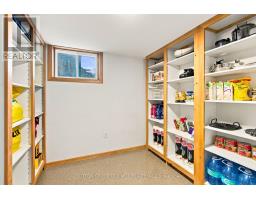 245 St Johns Road, Toronto, ON M6P1V3 Photo 38