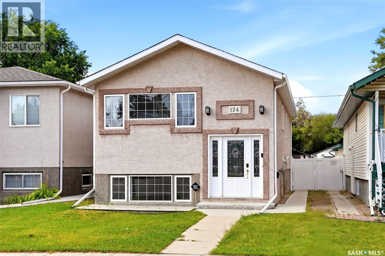 124 College AVENUE - 2