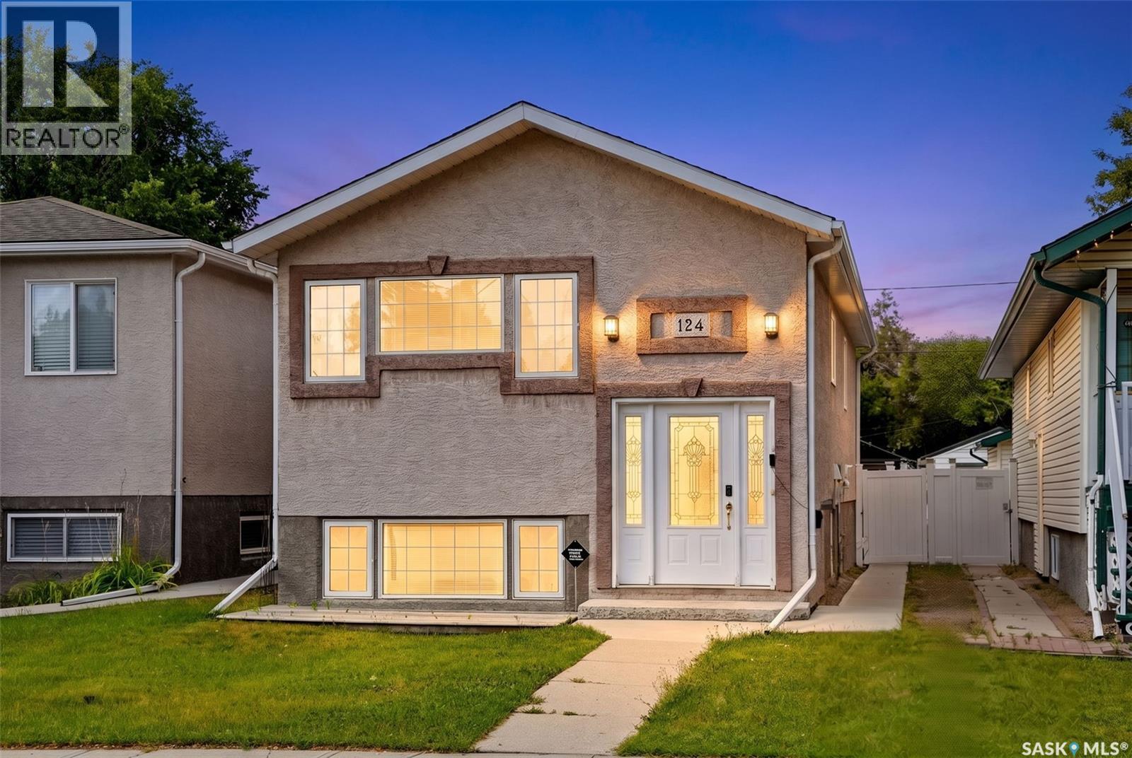 124 College AVENUE - 3