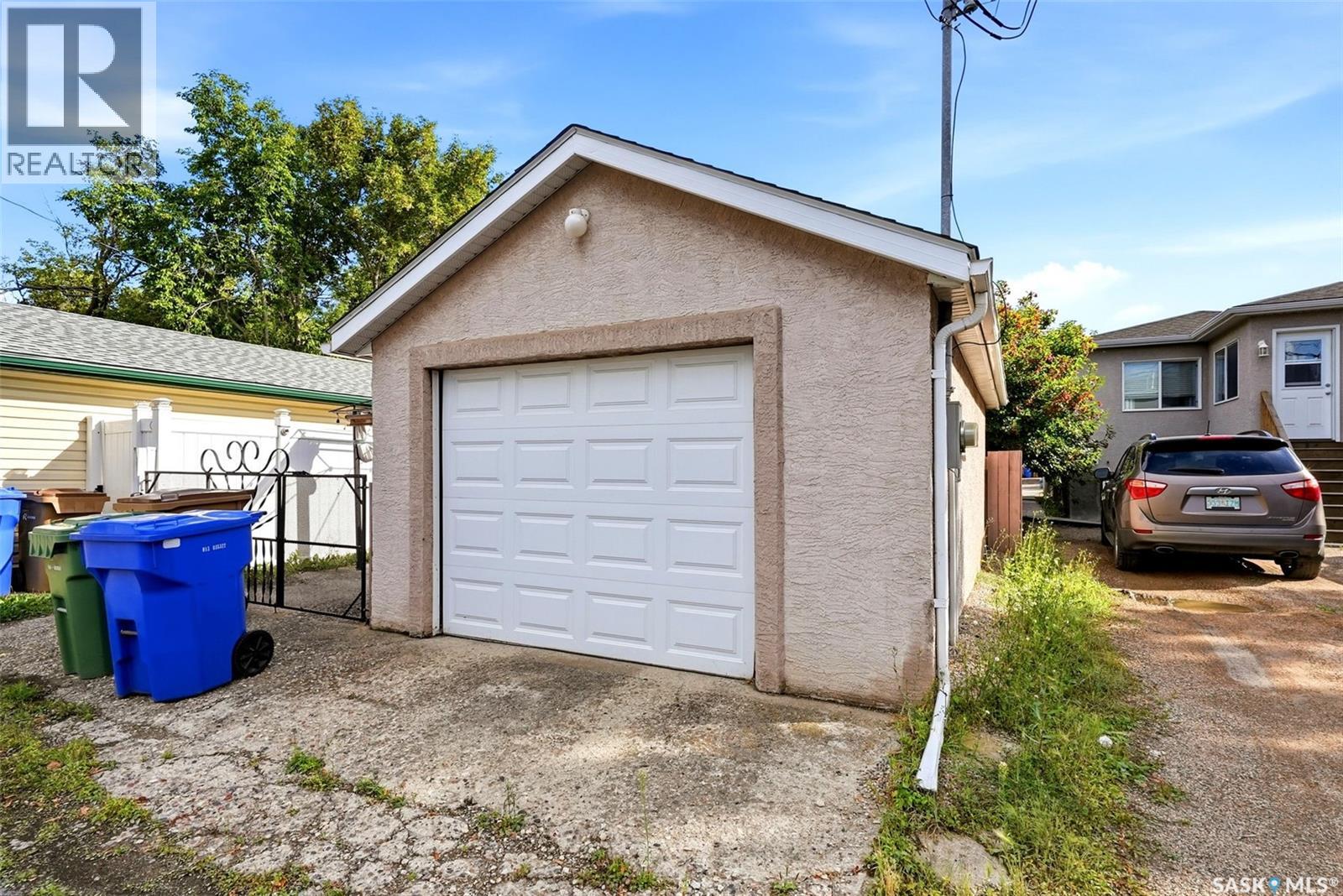 124 College AVENUE - 42