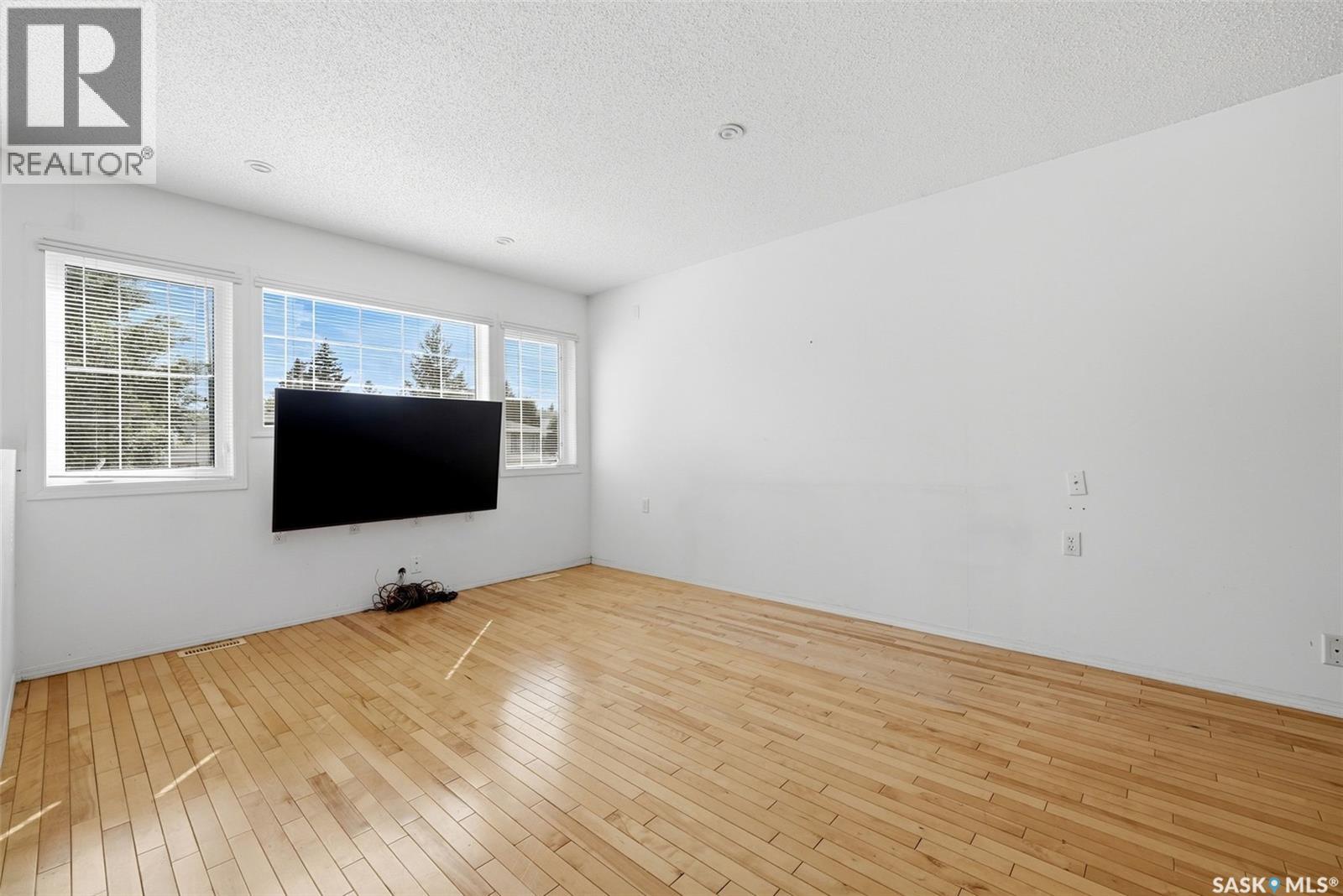 124 College AVENUE, Regina — photo 6