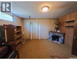 121 10th Avenue Ne, Swift Current, SK S9H2T1 Photo 22