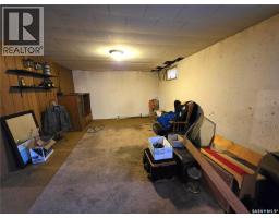 121 10th Avenue Ne, Swift Current, SK S9H2T1 Photo 23