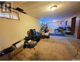 121 10th Avenue Ne, Swift Current, SK S9H2T1 Photo 25