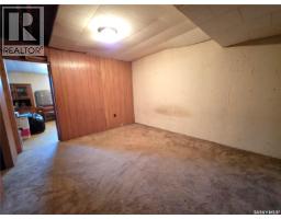121 10th Avenue Ne, Swift Current, SK S9H2T1 Photo 27