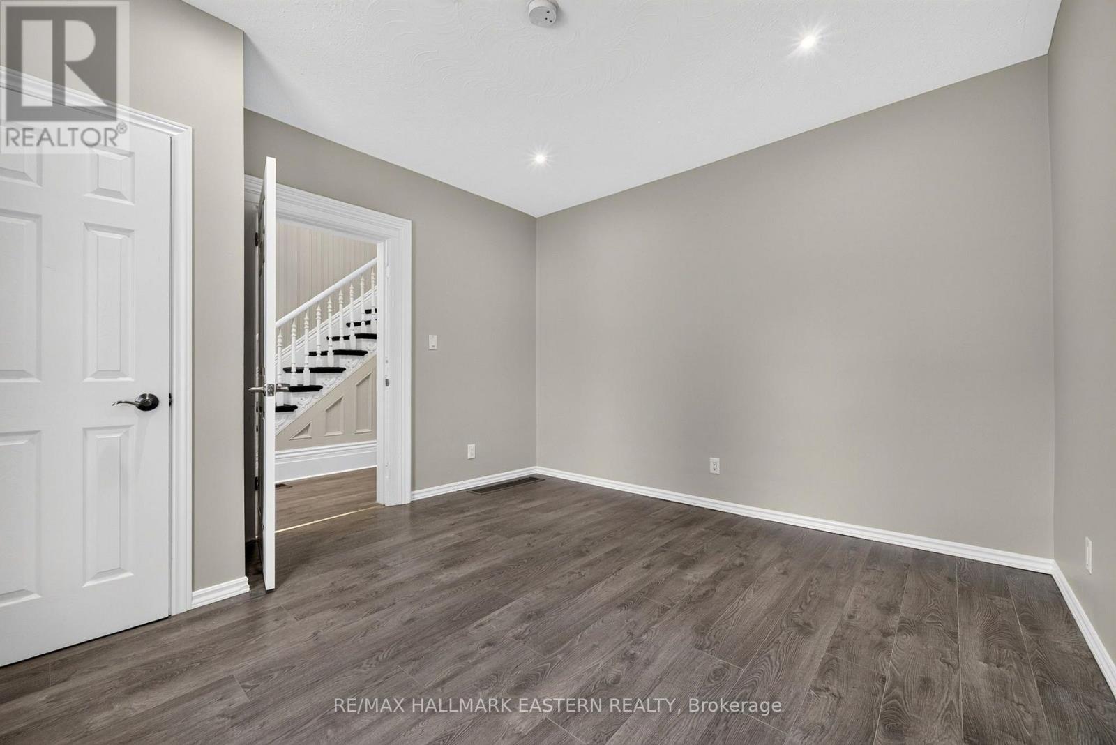 625 UNION STREET - Image 13