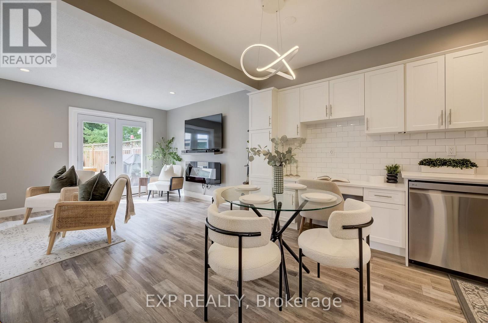 71 JUNIPER STREET — photo 2