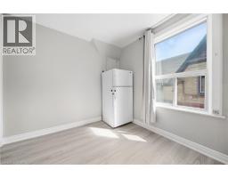 63 St George Street Unit# Unit 1, Kitchener, ON N2G2T1 Photo 8