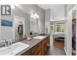 Kitchen - 6158 Arlin Pl, Nanaimo, BC V9T0A2 Photo 11