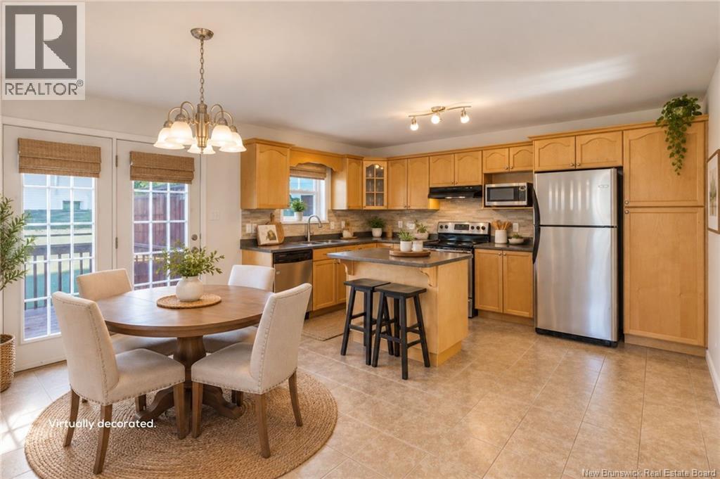 77 Stoneham Drive, Moncton, New Brunswick, E1G4Z5, Moncton, New Brunswick — photo 2 of 5