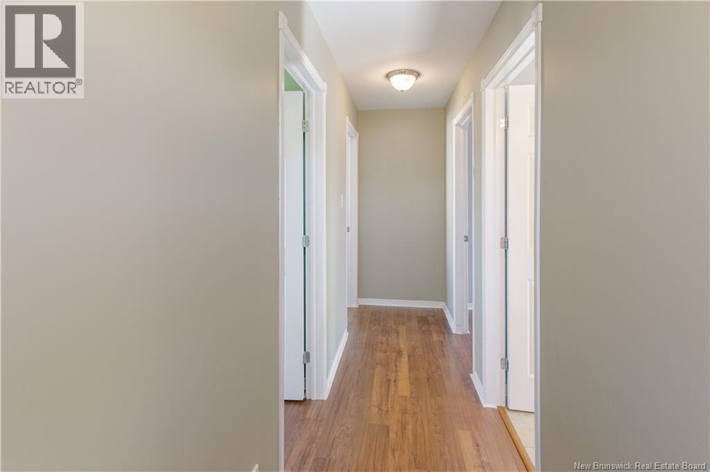 77 Stoneham Drive - 27