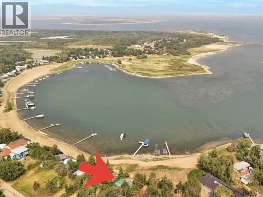 Listing photo – 34 Beach Street E, Rochon Sands