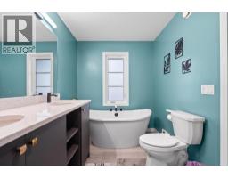 308 Coopersfield Rise SW - photo 21