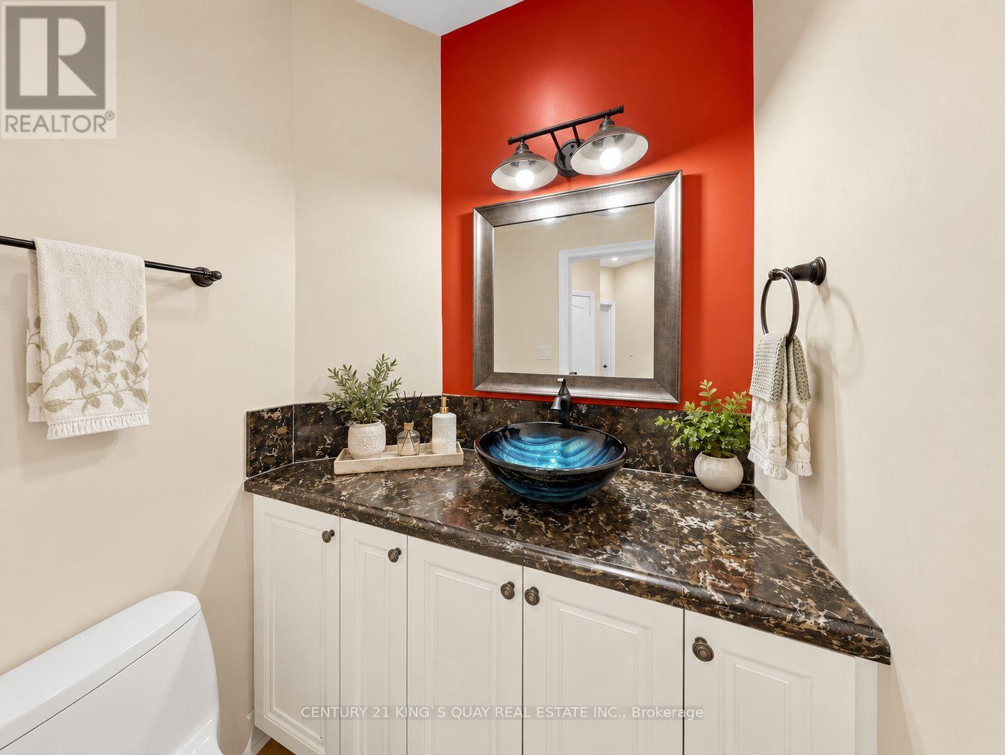 34 LOOKER DRIVE - Image 20