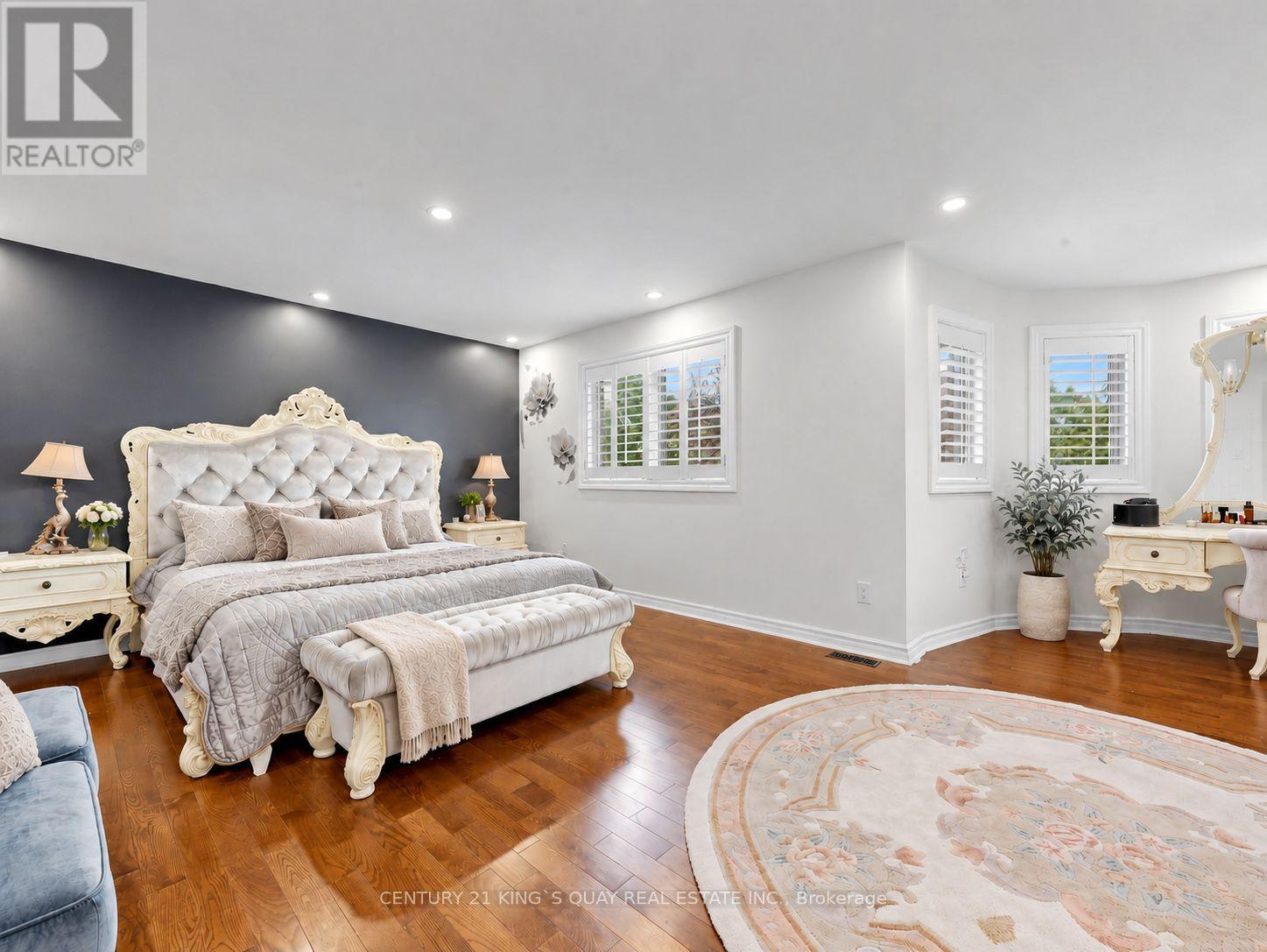 34 LOOKER DRIVE - Image 21