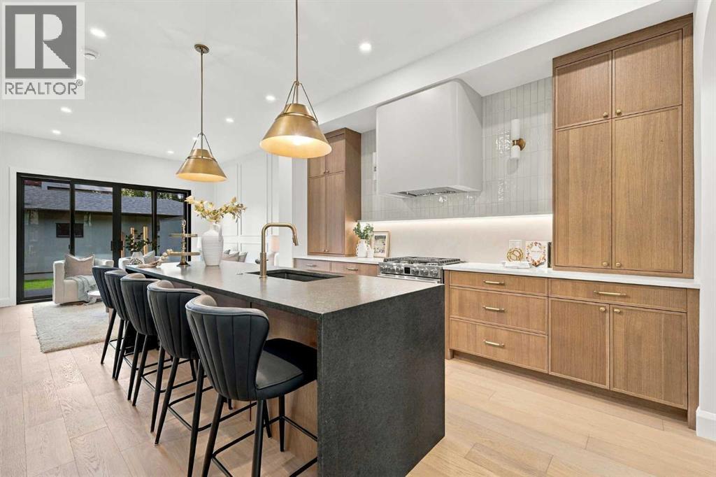 707A 33 Street NW - photo 6