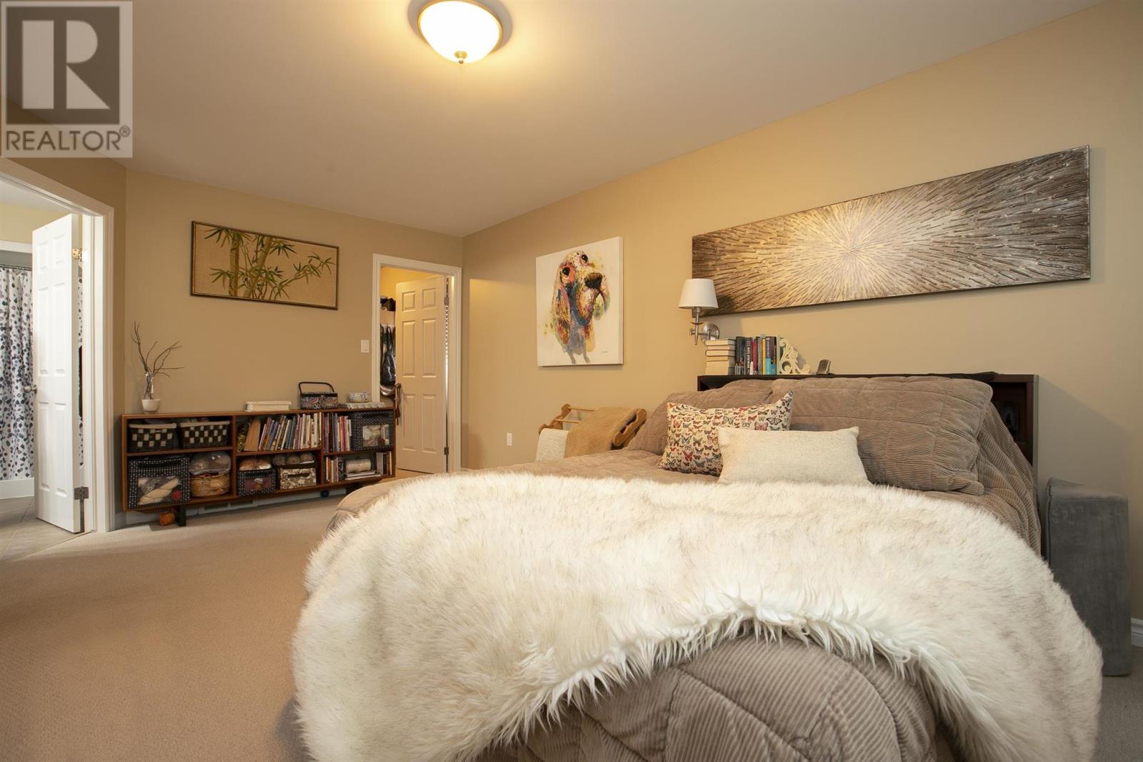 147 Queensgate BLVD - 36