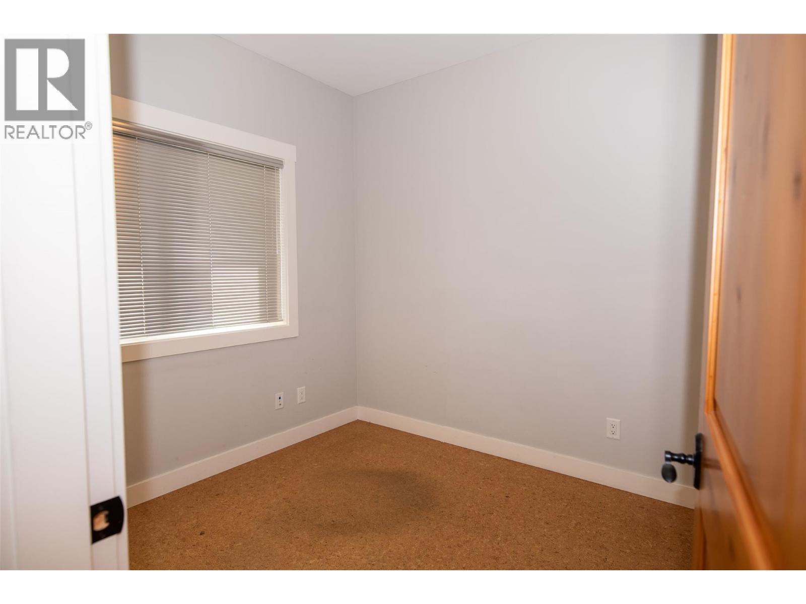 9206 Shale Avenue Unit# 101, Summerland