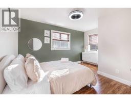 235 Cougar Plateau Way Sw, Calgary, AB T3H5S3 Photo 15