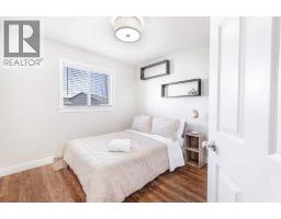 235 Cougar Plateau Way Sw, Calgary, AB T3H5S3 Photo 16